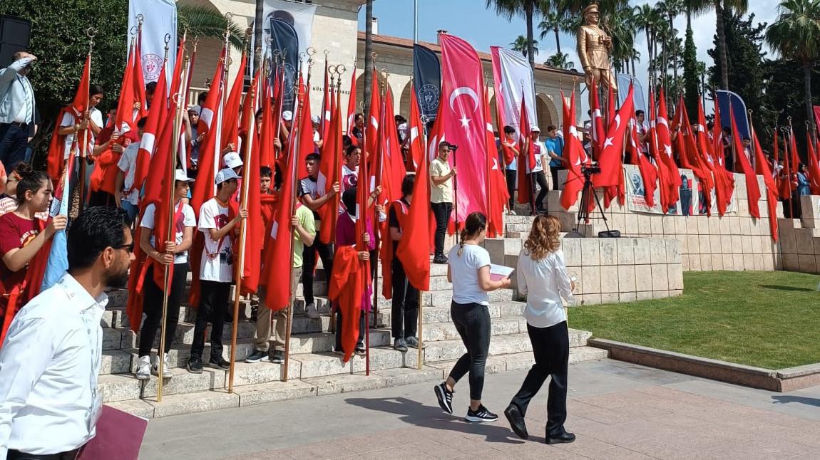 Bugün 19 Mayıs Atatürk'ü Anma Gençlik ve Spor Bayramı'nı Kutluyoruz